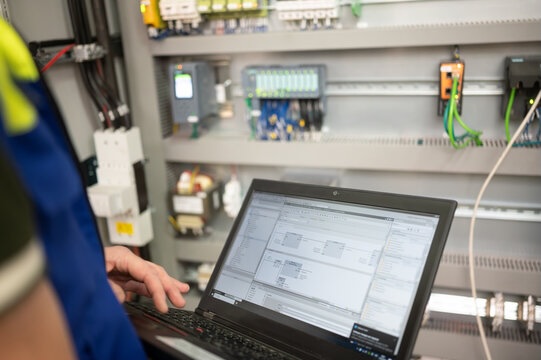 Embedded & Custom Solutions 